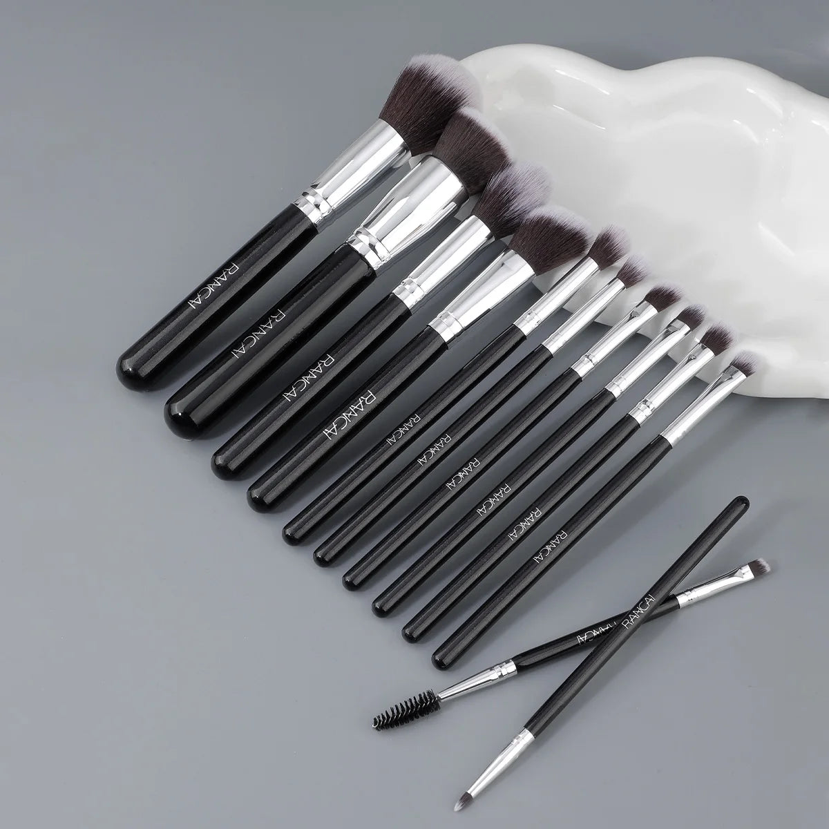 Professional Gift Box 12 Pieces Makeup Brushes Kit Face Eye Beauty Brushes For Foundation Conceal Eyeshadow Contour Brush